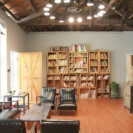 Tainan Macarthur Homestay Exterior foto