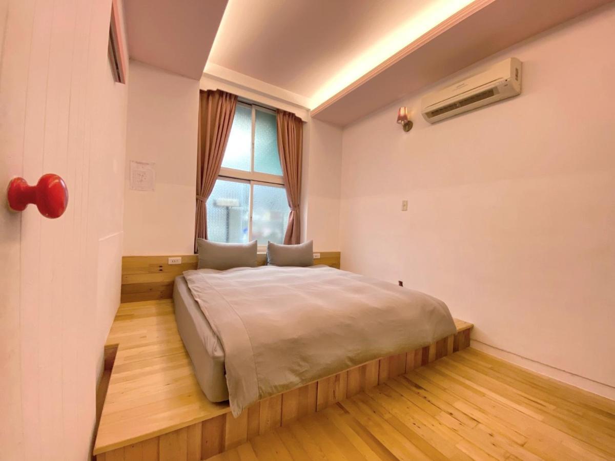 Tainan Macarthur Homestay Exterior foto